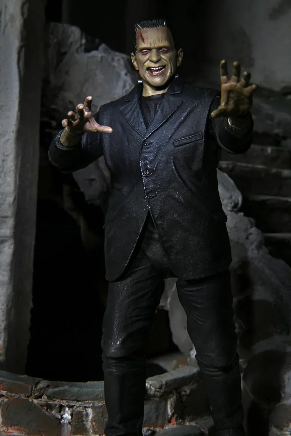 Universal Monsters Ultimate Frankenstein’s Monster 7” Action Figure – Color Edition - Jaiman Toys