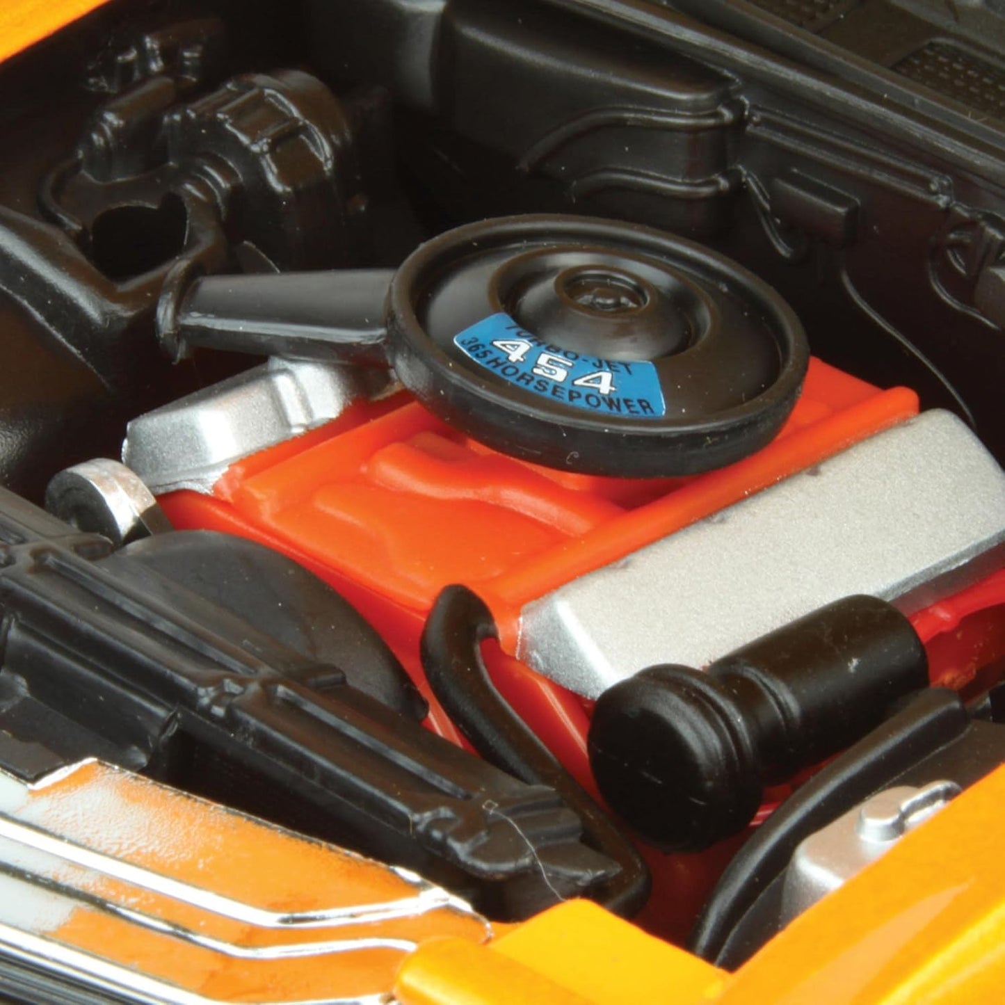 Maisto 1:18 1971 Chevrolet Chevelle SS 454 Sport Coupe Die-Cast Model Car | Classic Muscle Car Collectible