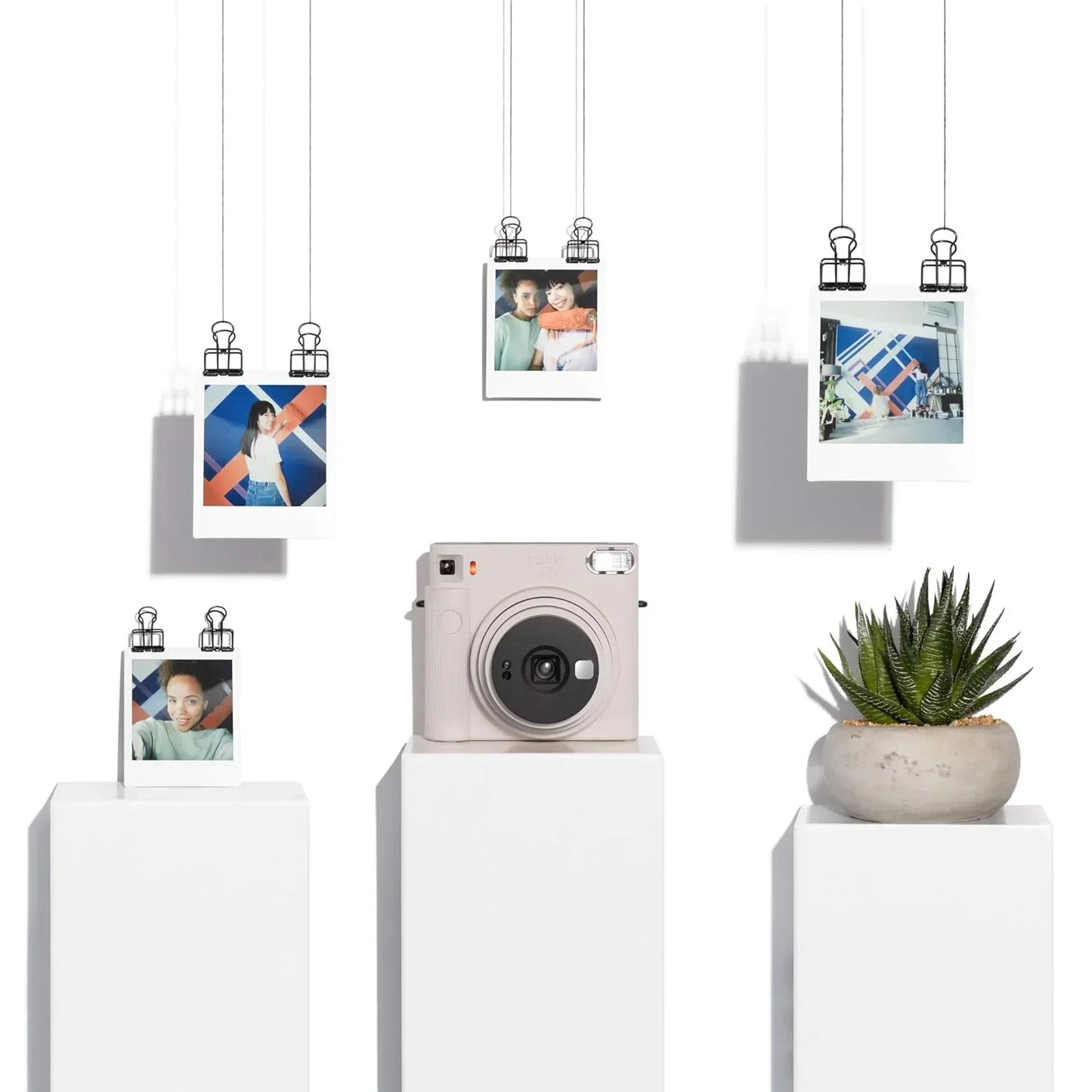 Fujifilm Instax Square SQ1 – Chalk White Instant Camera