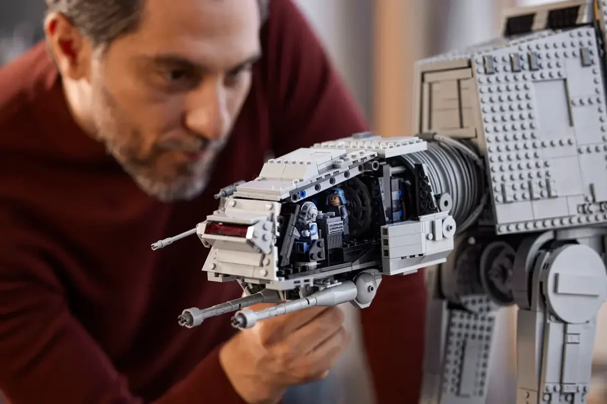 Lego 75313 Star Wars at Ultimate Collector Series 6,785 Pieces