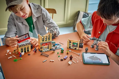 LEGO® 76342 Marvel Spider-Man vs. Mysterio: The Daily Bugle | 781 Pieces | Ages 10+