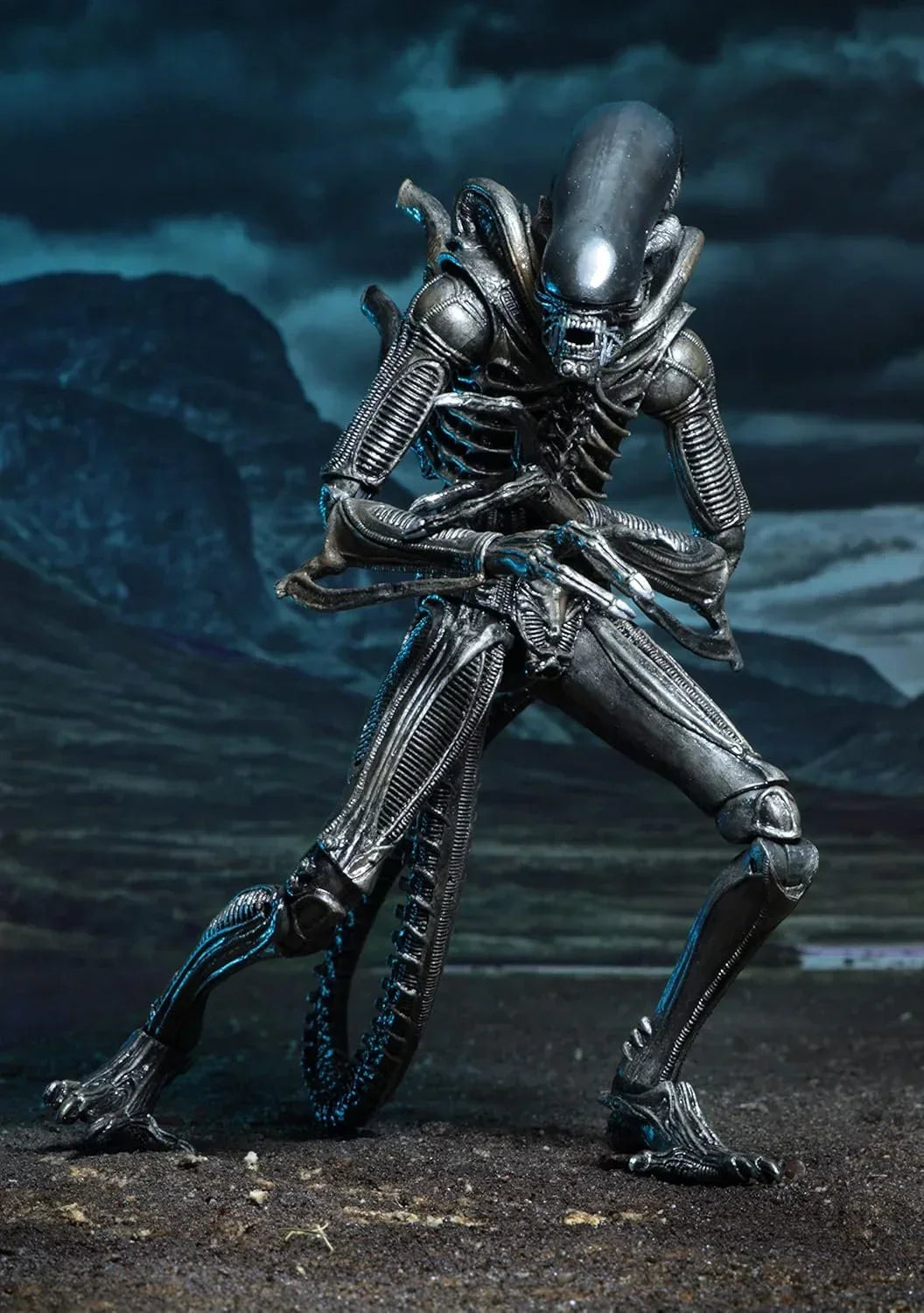 NECA - ALIENS! CARTTER J. BRUKE &amp; XENOMORPH WARRIOR - NECA Exclusive Action Figures Age 17+ - Jaiman Toys