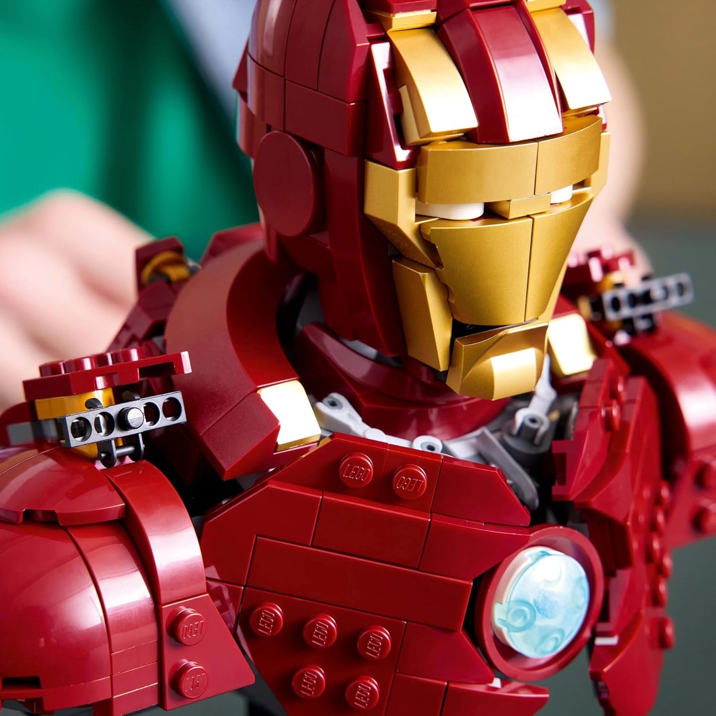 LEGO 76327 Marvel Iron Man MK4 Bust Building Set (436 Pieces)