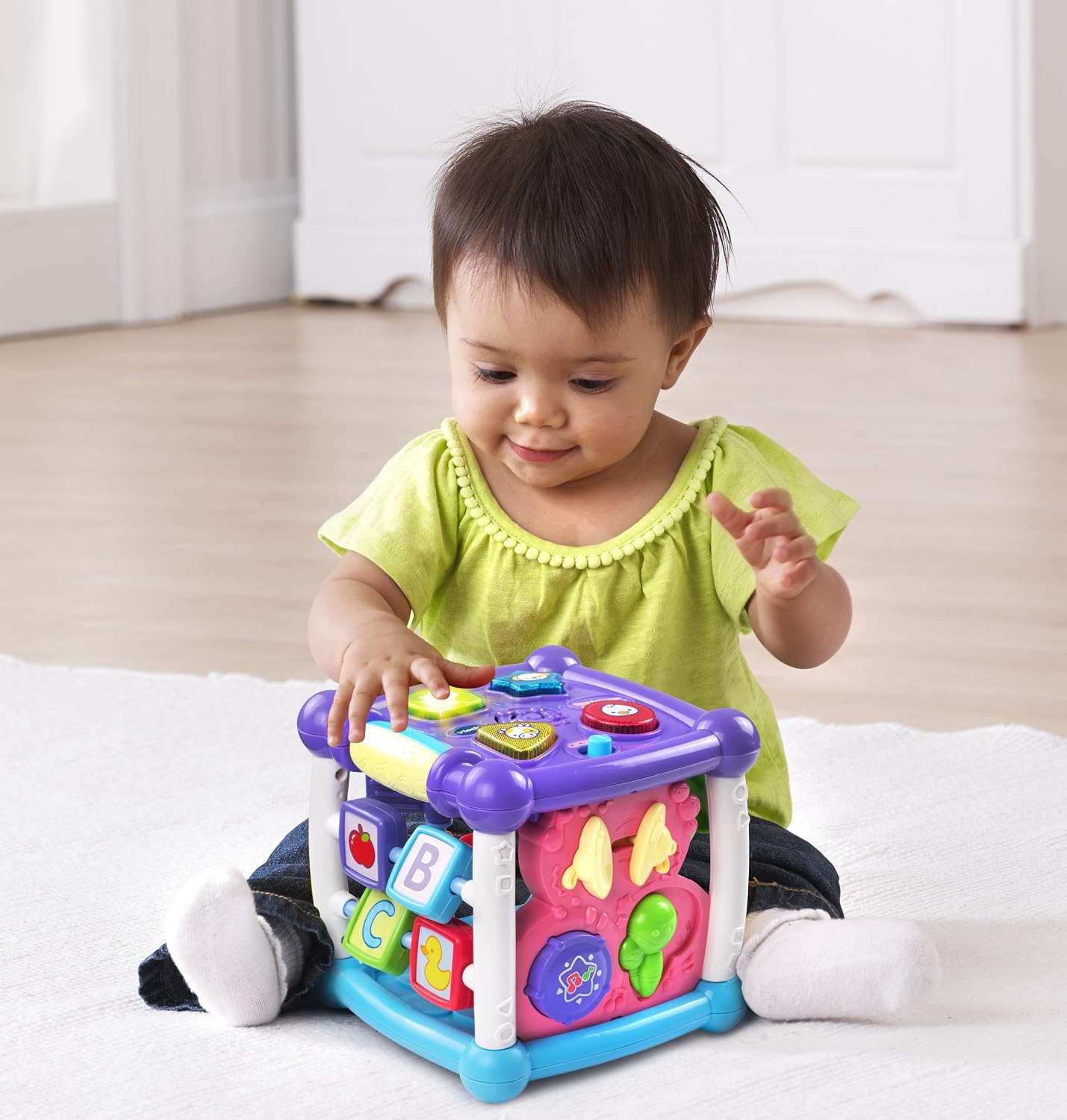 VTech Busy Learners Activity Cube | Interactive Learning Cube with Lights, Sounds, Music & Educational Activities | Purple