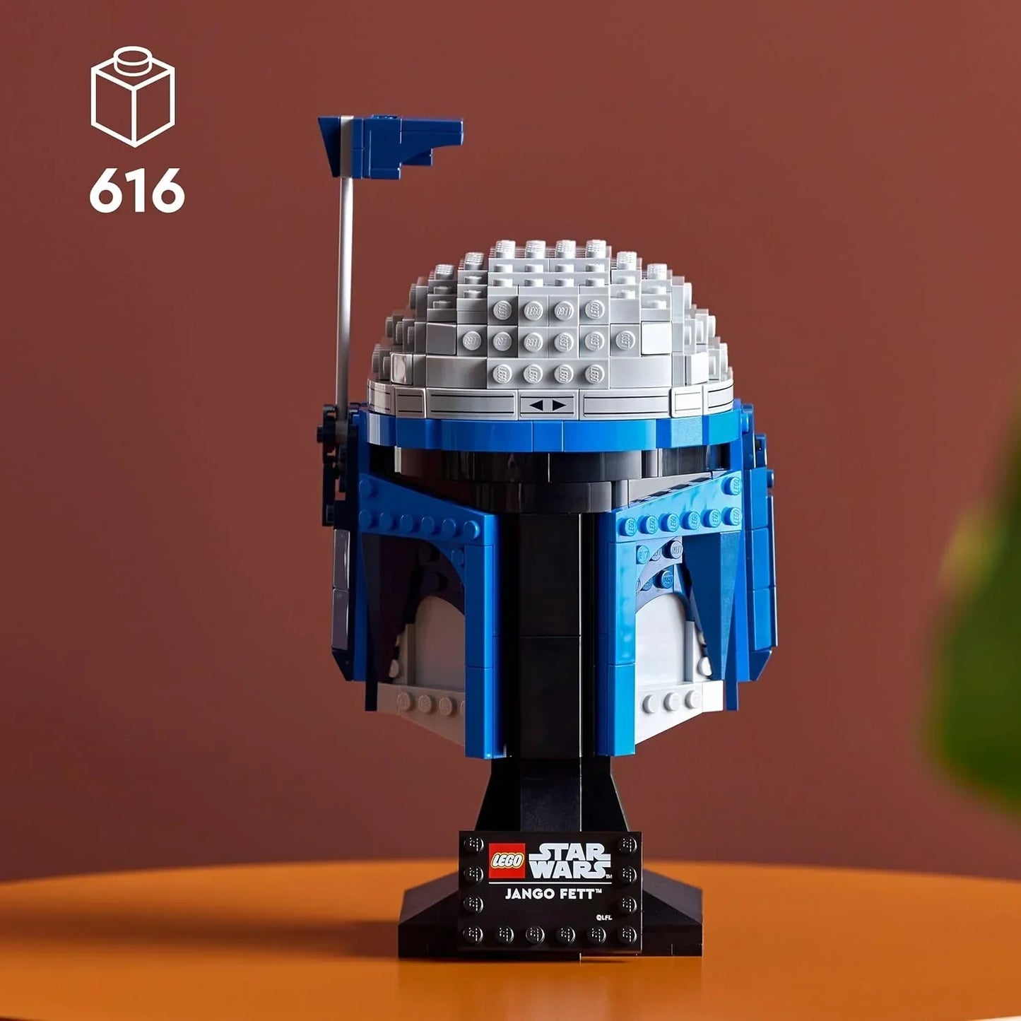 LEGO 75408 Star Wars Jango Fett Helmet Building Set (616 Pieces)
