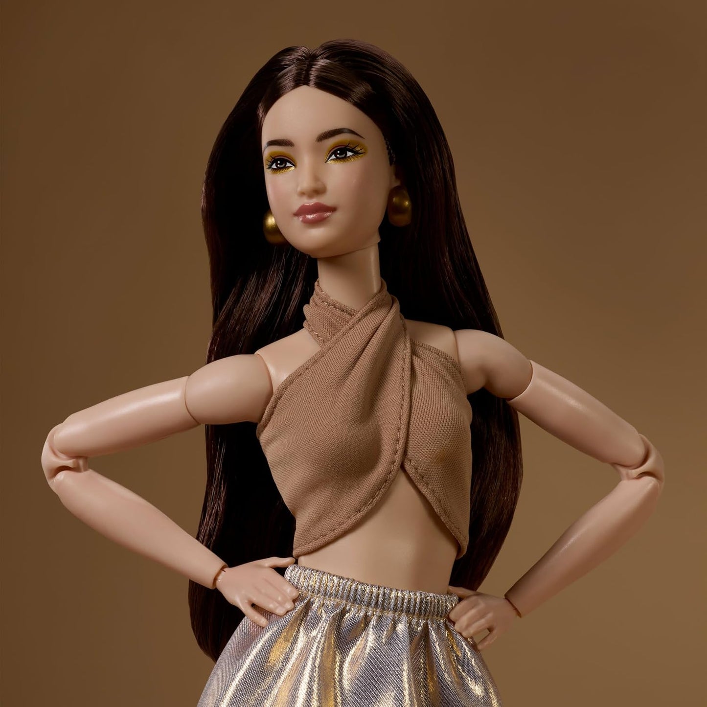 Barbie Signature Barbie Basics Model 06 Fashion Doll | 11.5 inches Collector Edition Articulated Doll with Premium Outfit
