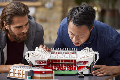 LEGO Creator Expert Old Trafford - Manchester United 10272 Building Kit