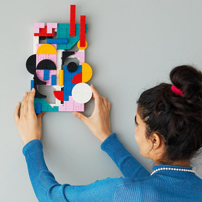 LEGO 31210  Art Modern Art Building Kit (805 Pieces) | Abstract Wall Art Décor Set for Adults | Customizable Display Model