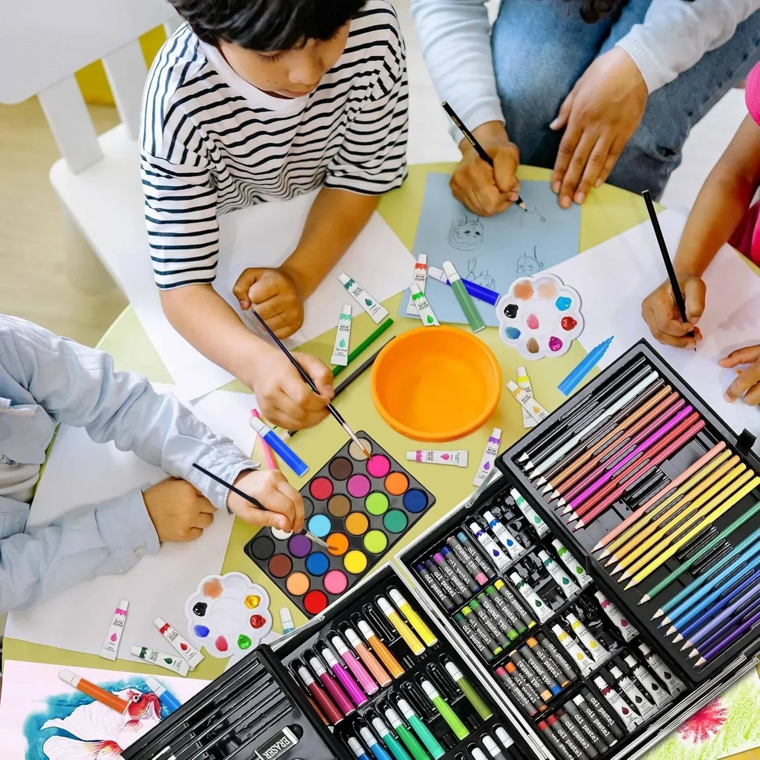 Kids Art Drawing Set 145-Piece Art and Craft Supplies for Drawing and Painting - Perfect Birthday Gift for Boys and Girls Spiderman Theme - Jaiman Toys