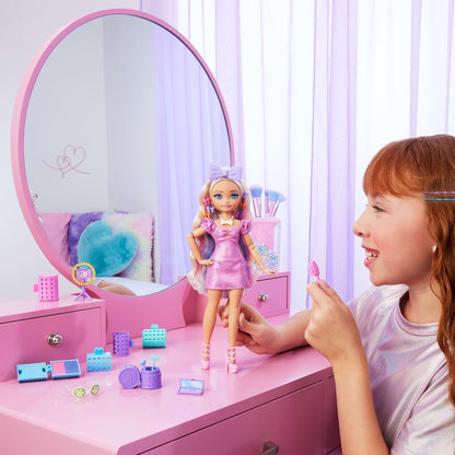 Barbie Dream Besties Malibu Doll Styling Playset | Blonde Fashion Doll with Beauty Accessories & Outfit Change | Mattel Toy for Kids 4+