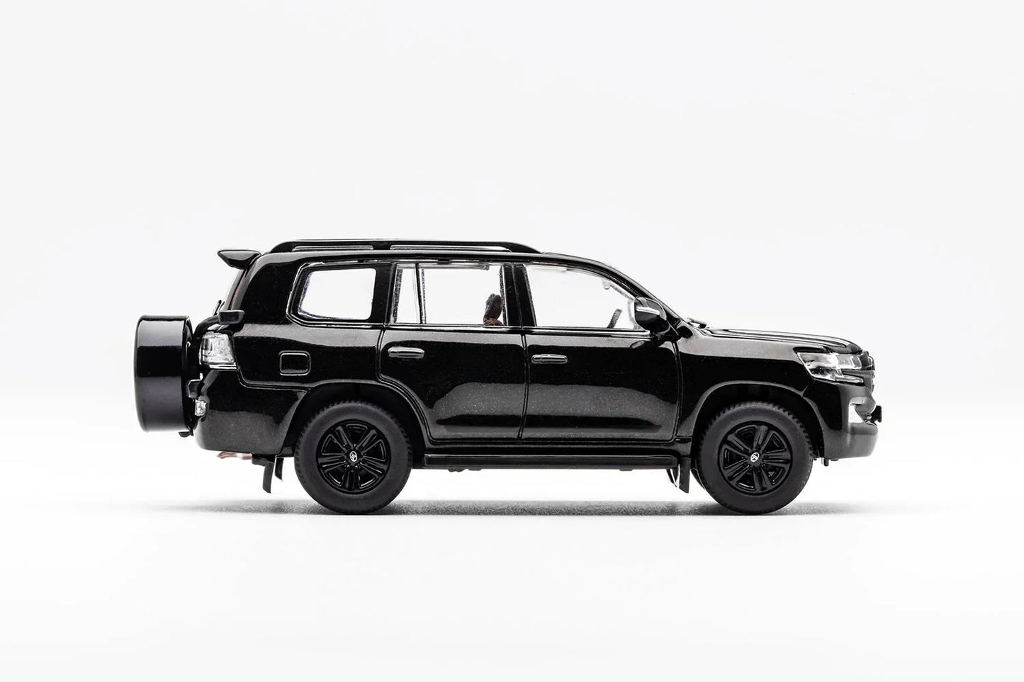 GCD 1:64 Toyota Land Cruiser LC200 Diecast Model