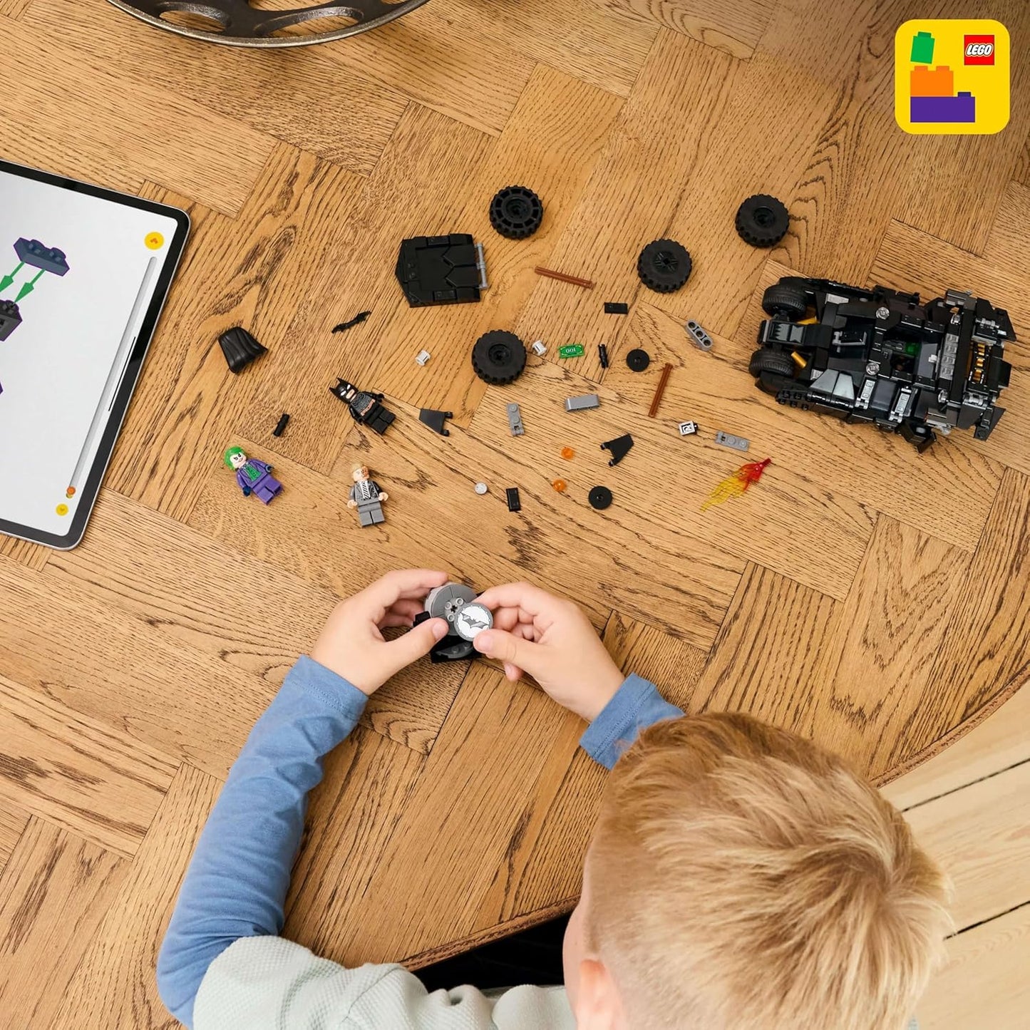 LEGO 76303 Super Heroes Batman Tumbler vs. Two Face & Joker Toy, Birthday Present, Blocks, Boys, Girls, Children, 8, 9, 10 Years, Elementary School Figure, Toy