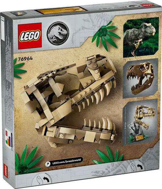 LEGO Jurassic World dinosaur skull building set with T. rex skull model on box