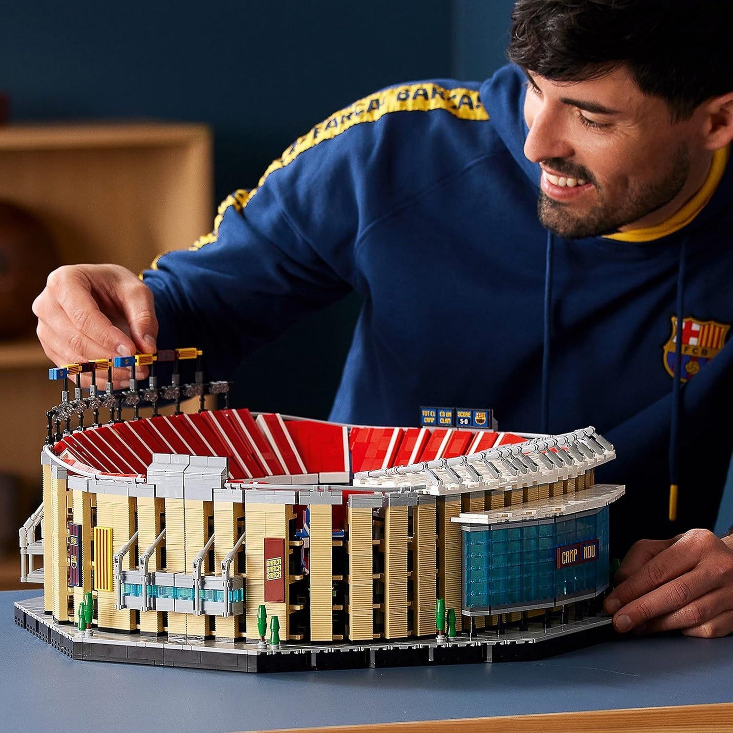 LEGO 10284  Camp NOU  FC Barcelona  Building Kit (5,509 Pieces)