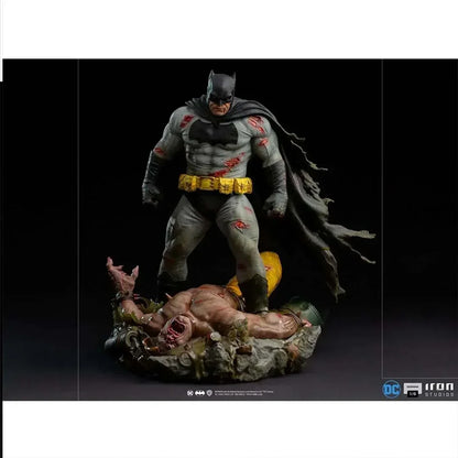 Iron Studio! Collectible Showpiece Statue Batman The Dark Knight Returns Diorama 1/6 Iron Studios - Jaiman Toys