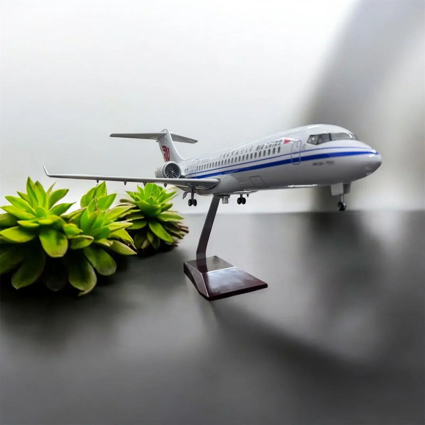 Air China Airlines ARJ21-700 | B- 605U Aircraft LED Light - Airplane 1/130 Plane Model Replica Toy Decor - 46 cm - Jaiman Toys