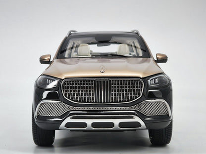 Paragon 1:18 Mercedes-Maybach GLS 600 Silver Diecast Model – Luxury SUV All-Opening Collector Car