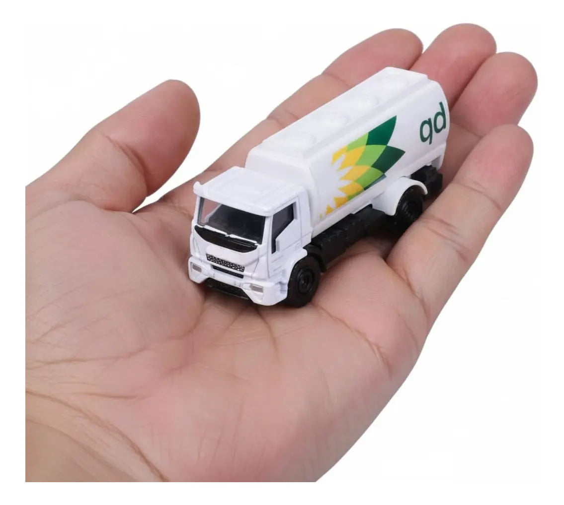 Majorette 1:64 Iveco Eurocargo BP Delivery Truck – Die-Cast Metal Collector Edition
