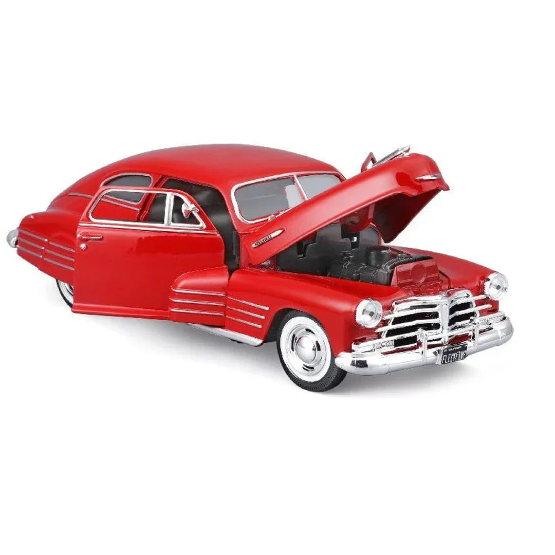 Maisto 1:24 Scale 1948 Chevrolet Fleetline Aerosedan Diecast Model – Red Collectible Car