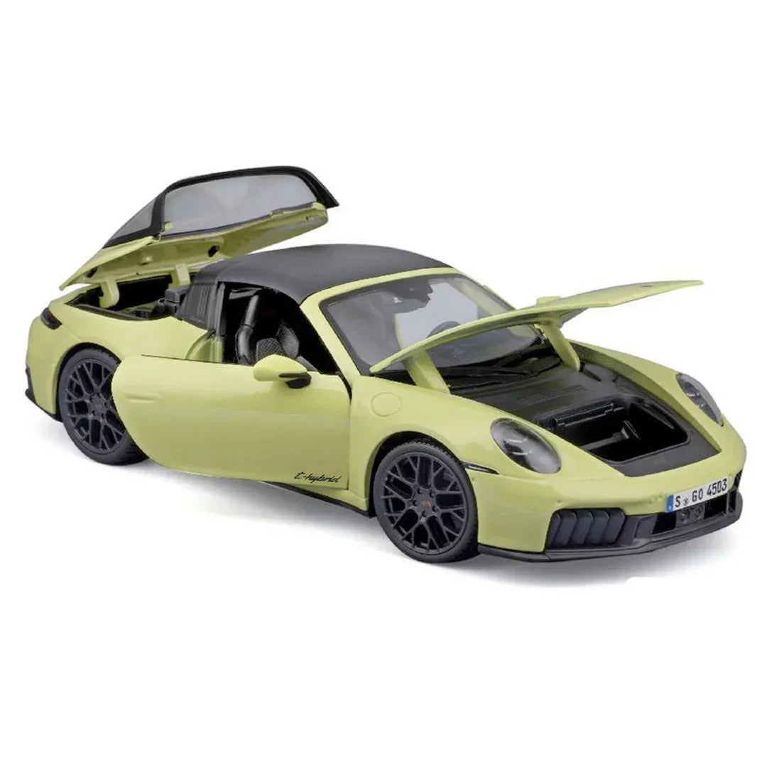Maisto 1:18  Porsche 911 Targa 4 GTS (992) | Licensed Diecast Model Car Collectible