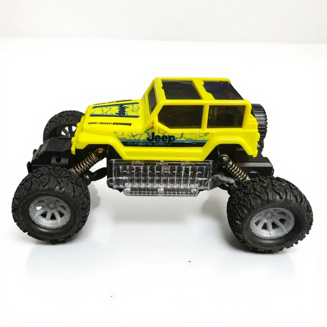 Climbing SUV 1:18 Four-Wheel Drive RC Car– Remote Control with Lights & Shock Absorbers