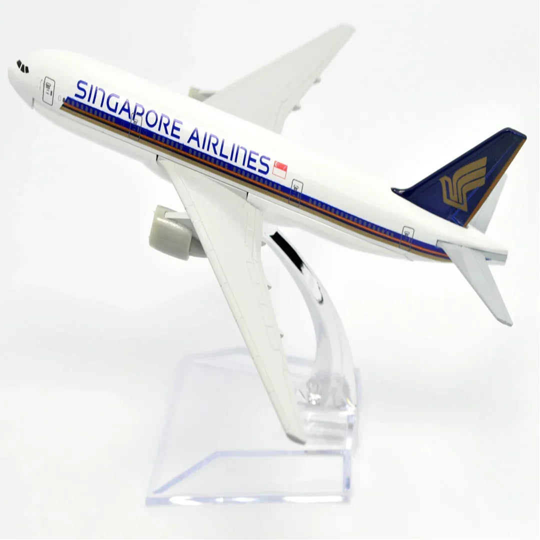 Breatoi 1:400 Die-Cast Aircraft Model Collection (16 cm) with Display Stand – International Airline Jet Showpieces