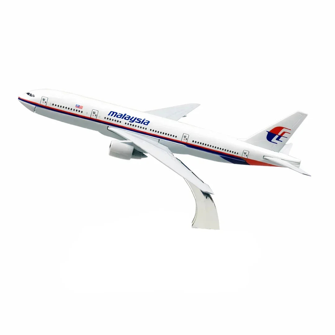 Breatoi 1:400 Die-Cast Aircraft Model Collection (16 cm) with Display Stand – International Airline Jet Showpieces