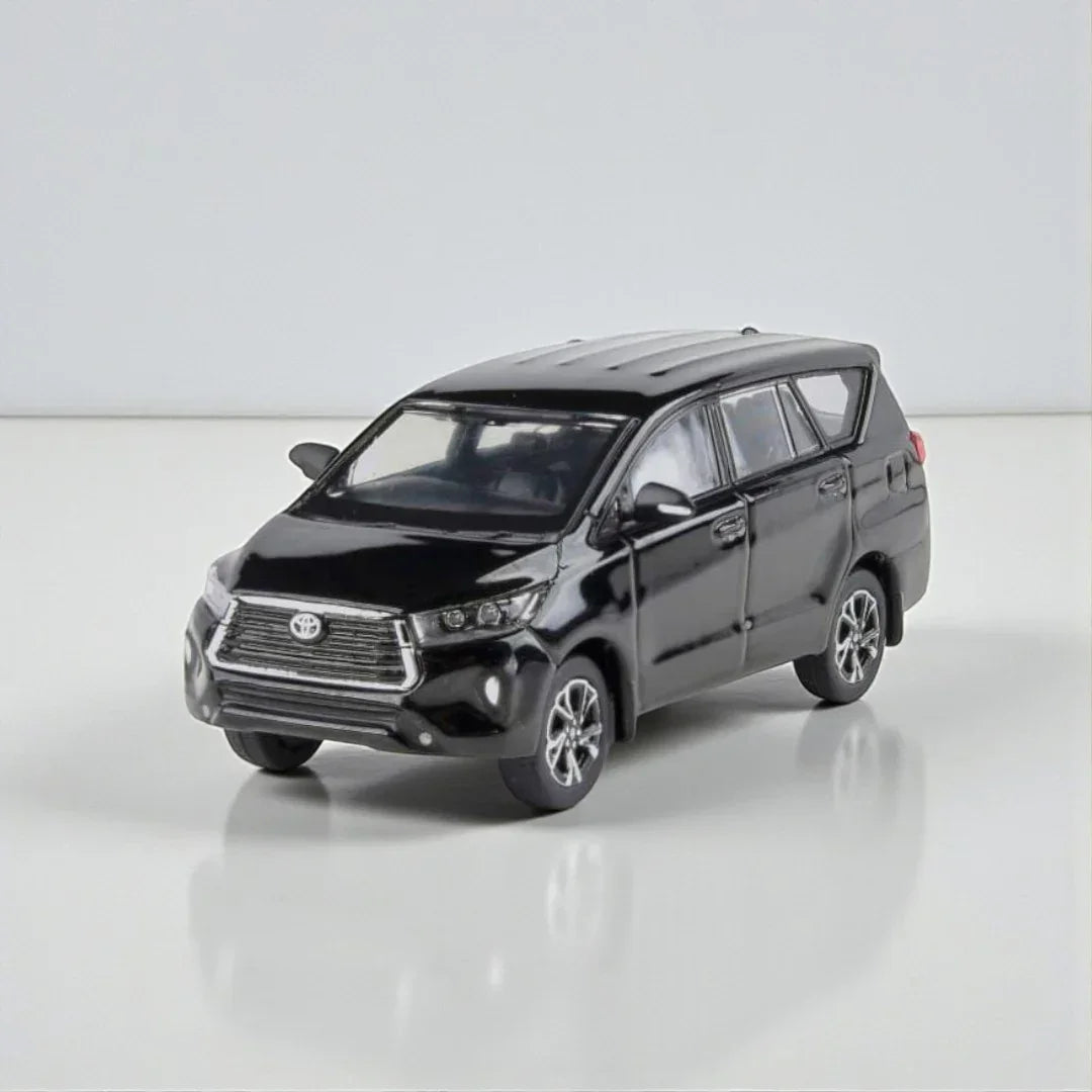 PARA64 Toyota Innova 2022 – LHD Attitude Black | 1:64 Diecast MPV