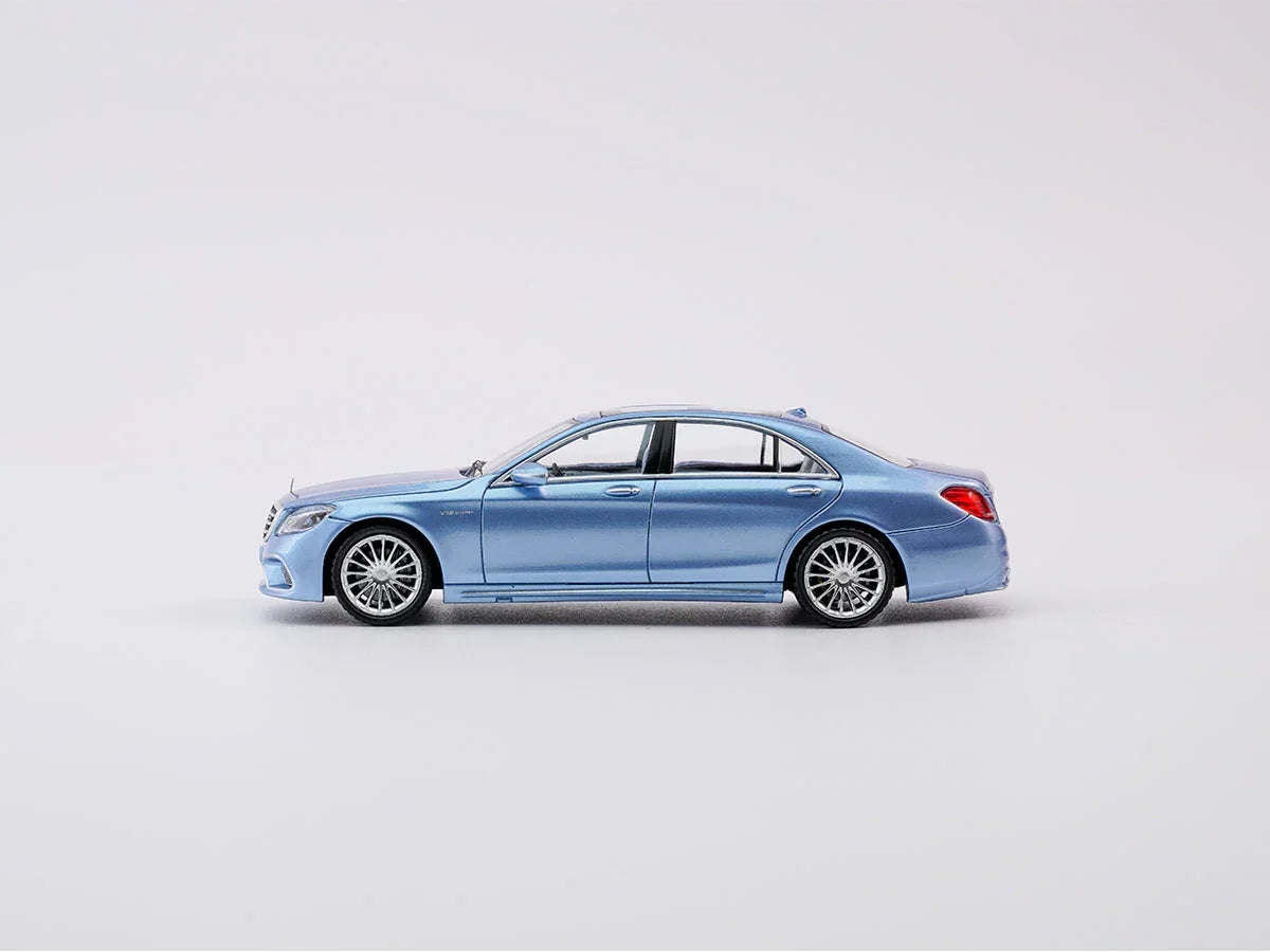 King Model 1:64 Mercedes-Benz S65 AMG Luxury Sedan Diecast Model Car – Metallic Blue