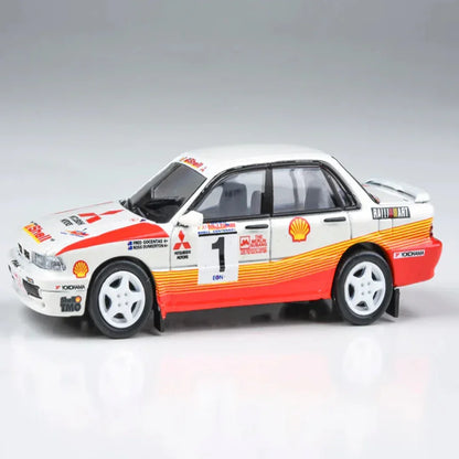 PARA64 1:64 Mitsubishi Lancer Evolution Rally Diecast Model – Classic Racing Livery Collectible