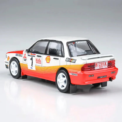PARA64 1:64 Mitsubishi Lancer Evolution Rally Diecast Model – Classic Racing Livery Collectible