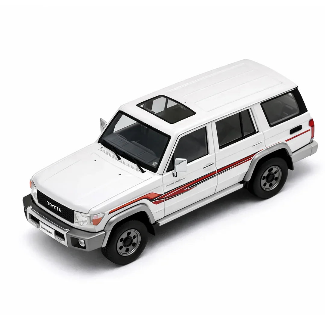 MASSDI Toyota Land Cruiser LC76 1994 Diecast Model 1:64 Scale – Premium SUV Collectible Replica