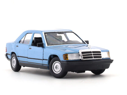 Bburago 1:24 Mercedes-Benz 190E 2.6 Diecast Model Car – Classic Mercedes Collectible with Window Display Box