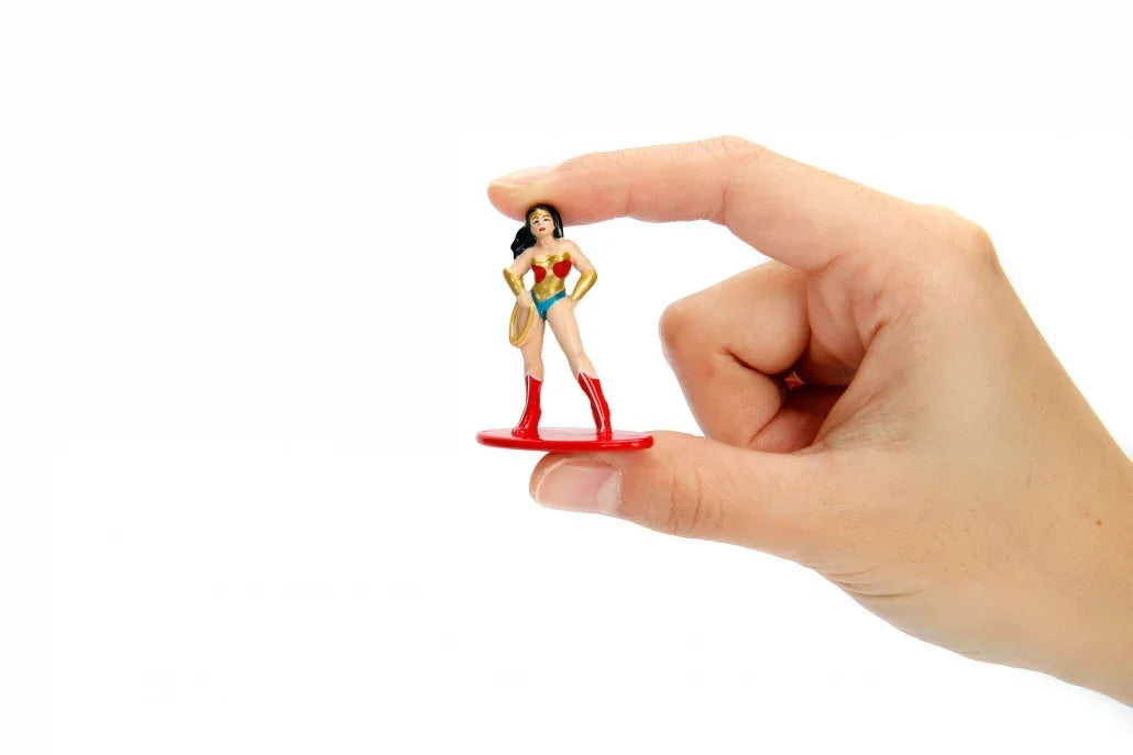 Wonder Woman DC38 Doll - DC - Nano Metalfigs 2 Inch - Jada Toys - Jaiman Toys