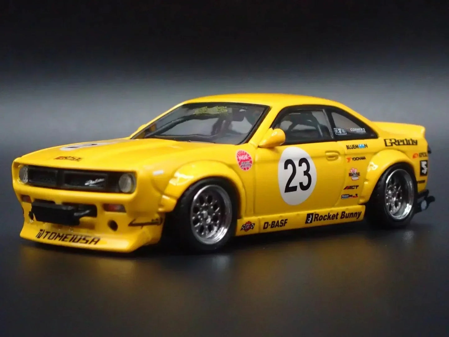 INNO64 1/64 Die-Cast NISSAN SILVIA (S14) BOSS "ROCKET BUNNY" SEMA 2015 BUNNY" SEMA 2015 - Jaiman Toys
