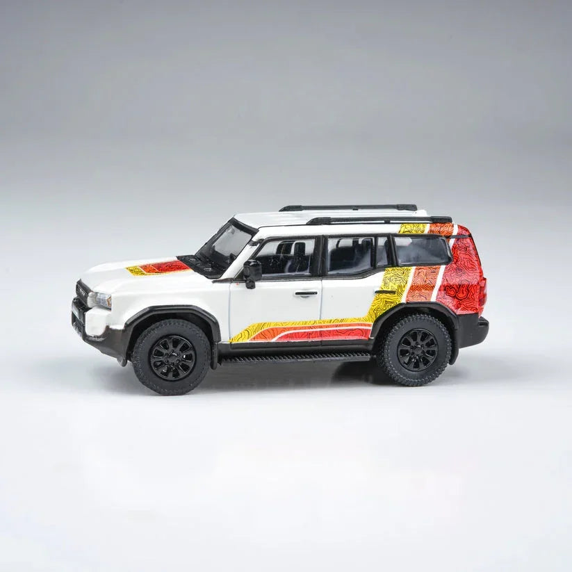 Para64 1:64 Toyota Land Cruiserb 250 TRD Diecast Model Car – Off-Road SUV Collectible with Graphic Livery