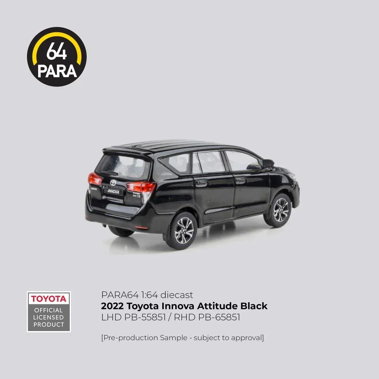 PARA64 Toyota Innova 2022 – LHD Attitude Black | 1:64 Diecast MPV