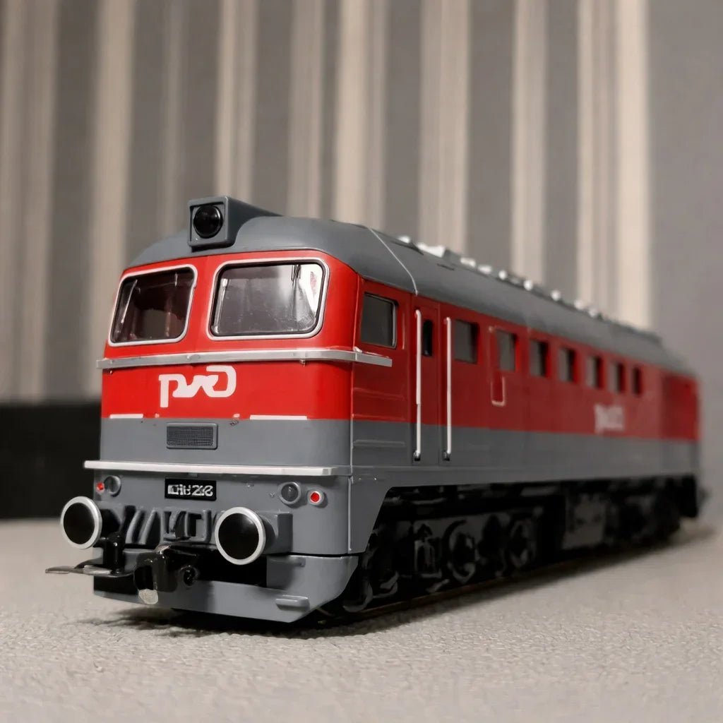HANFIY 96430 M62 (RED) HO Scale Diesel Locomotive Power Train Model 96430-M62 – 1:87 Realistic Railway Engine