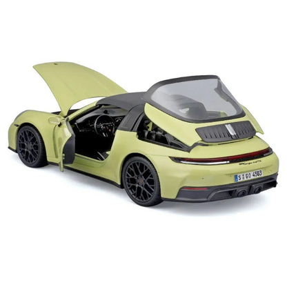 Maisto 1:18  Porsche 911 Targa 4 GTS (992) | Licensed Diecast Model Car Collectible