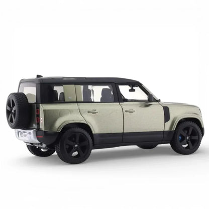 Bburago - 1:24 Scale Model Compatible with Land Rover Defender 110 Replica Miniature SUV 2022