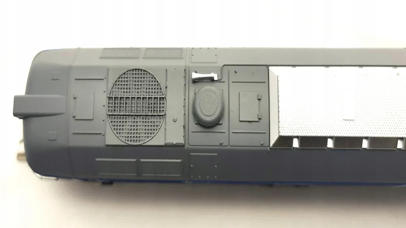 HANFIY 96420 HO Scale Russian M62 Diesel Locomotive – Power Train Model 1:87 Realistic Railway Engine