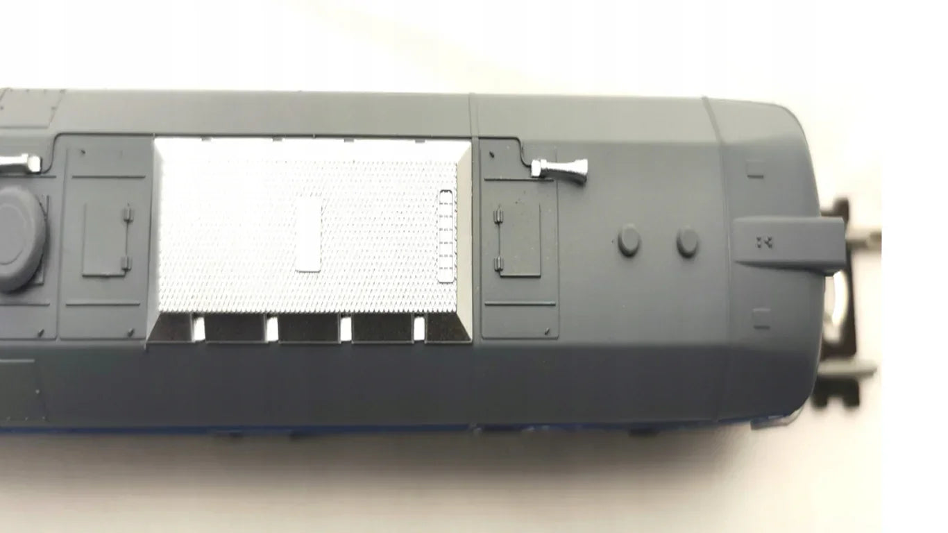 HANFIY 96420 HO Scale Russian M62 Diesel Locomotive – Power Train Model 1:87 Realistic Railway Engine