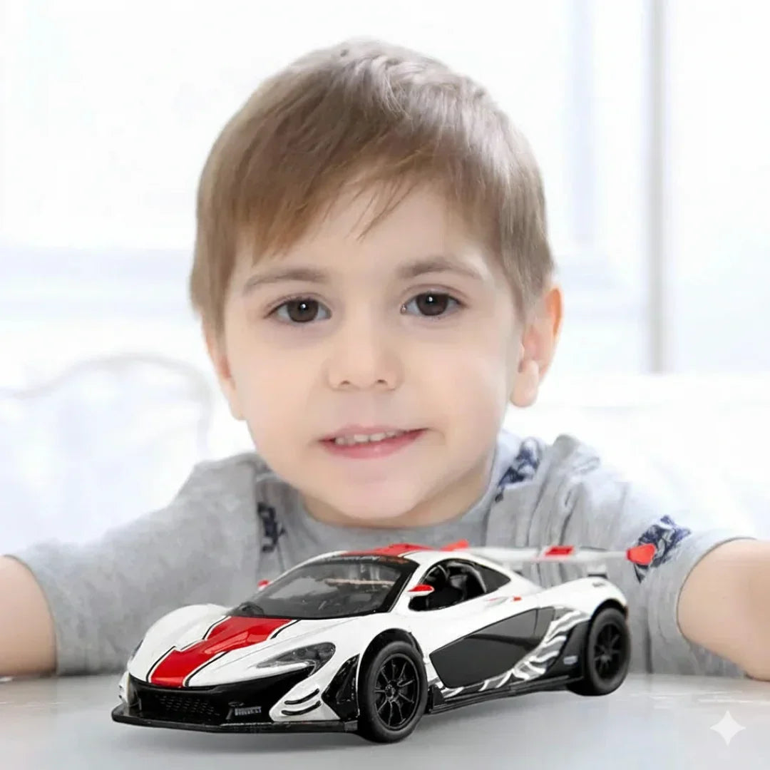 MSZ 1:40 McLaren P1 GTR Die-Cast Model Car – White | Pull Back, Openable Doors (67362)