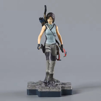 (Damage Box) TOTAKU Collection Lara Croft Figure No.30 – Shadow of the Tomb Raider Collectible Gaming Figure (6+)- 10CM