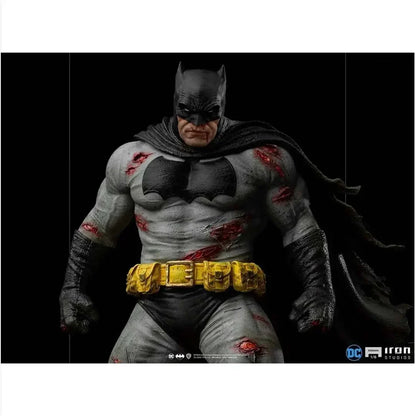 Iron Studio! Collectible Showpiece Statue Batman The Dark Knight Returns Diorama 1/6 Iron Studios - Jaiman Toys