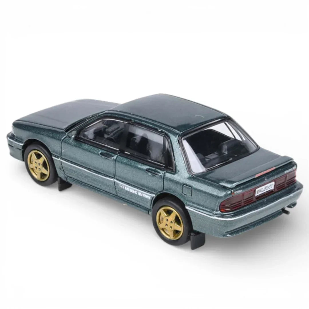 PARA64 1:64 Scale Japanese Classic 1988 Mitsubishi Galant Diecast Model Car – Metallic Green Collector Edition