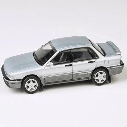 PARA64 1:64 1988 Mitsubishi Galant VR-4 Grace Silver RHD Diecast Model – Classic AWD Rally Sedan