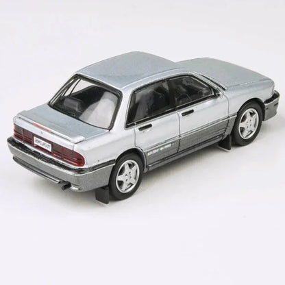 PARA64 1:64 1988 Mitsubishi Galant VR-4 Grace Silver RHD Diecast Model – Classic AWD Rally Sedan