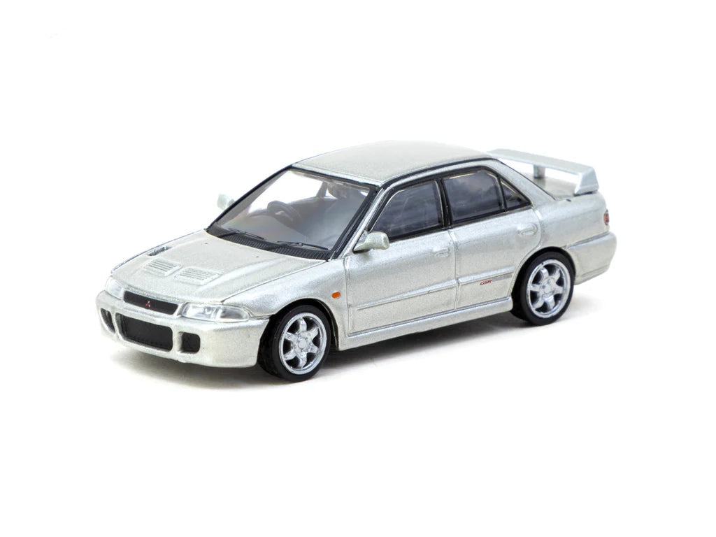 Tarmac Works 1:64 Mitsubishi Lancer GSR Evolution Silver Special Edition with Tarmac Cards Diecast Model Car (T64G-048-SL)
