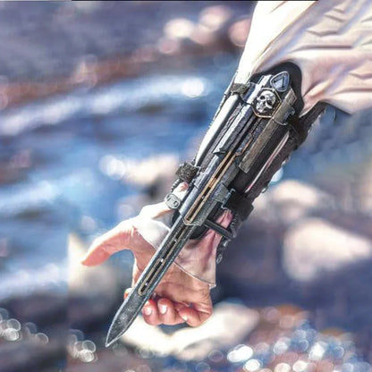 Assassin's Creed IV: Black Flag Hidden Blade and Gauntlet Set! Role-Play Accessory Age 17+ - Jaiman Toys